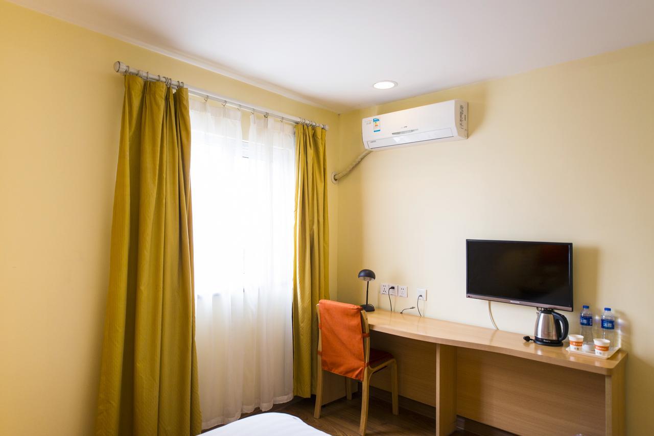 Home Inn Qingdao South Siliu Road מראה חיצוני תמונה