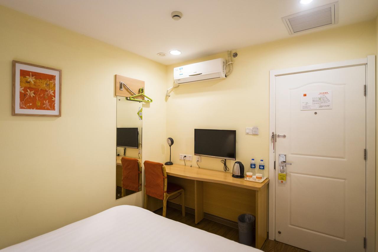 Home Inn Qingdao South Siliu Road מראה חיצוני תמונה