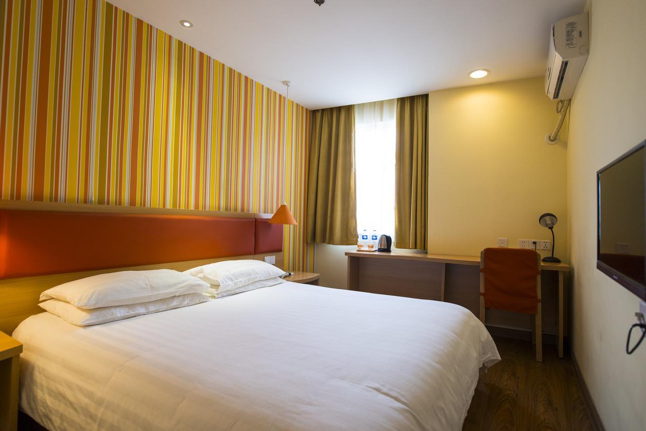 Home Inn Qingdao South Siliu Road מראה חיצוני תמונה