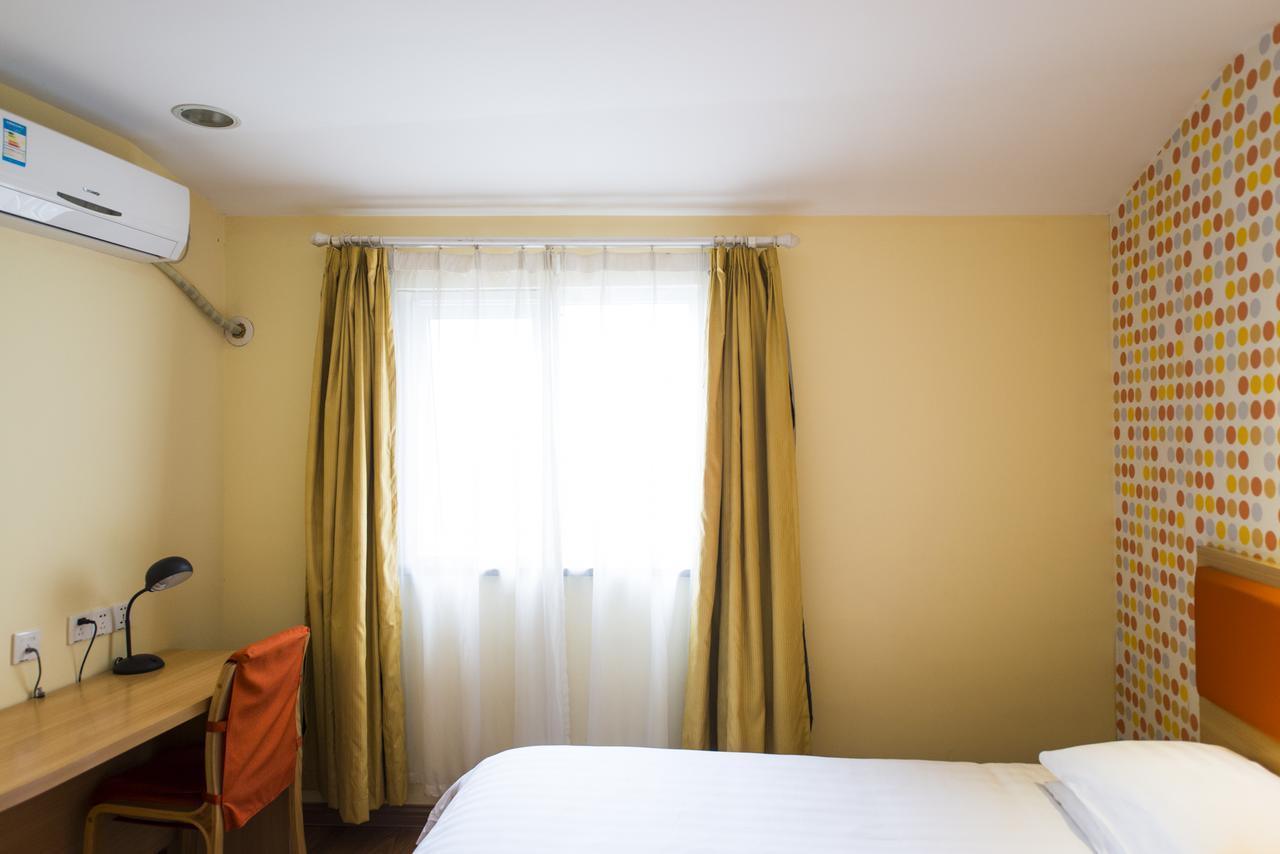 Home Inn Qingdao South Siliu Road מראה חיצוני תמונה